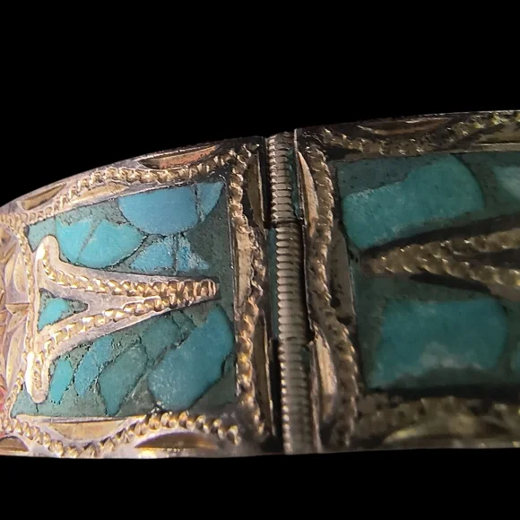 Vintage Mexico Sterling Silver & Crushed Turquoise Inca/Mayan Panel Bracelet - Picture 10 of 13